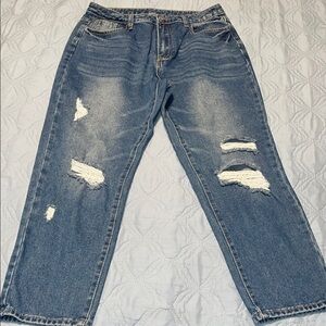 SHEIN Women's Relaxed Fit Distressed Blue Jeans